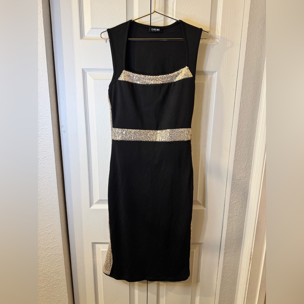 Black Bodycon Dress with‎ Gold Sequin Bands